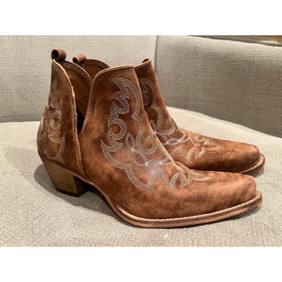 Myra Bag Maise Stitched Leather Booties Size 10 Western - Picture 1 of 9